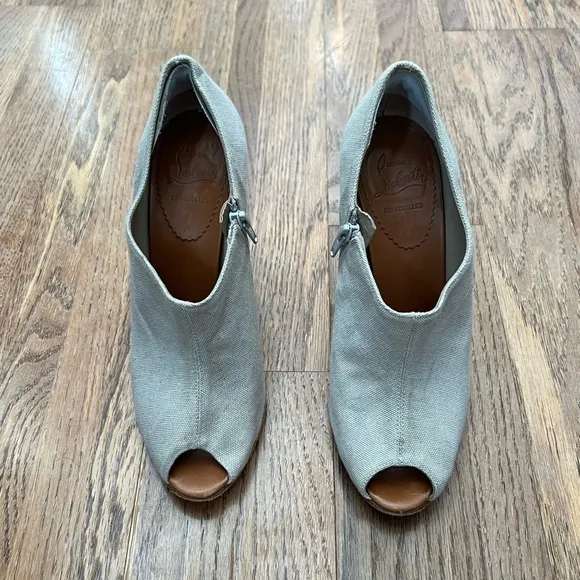 Christian Louboutin Linen Peep Toe Espadrilles