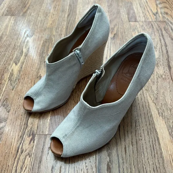 Christian Louboutin Linen Peep Toe Espadrilles