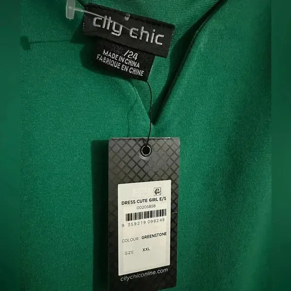 City Chic Cute Girl Elbow Sleeve Dress plus size XXL/24