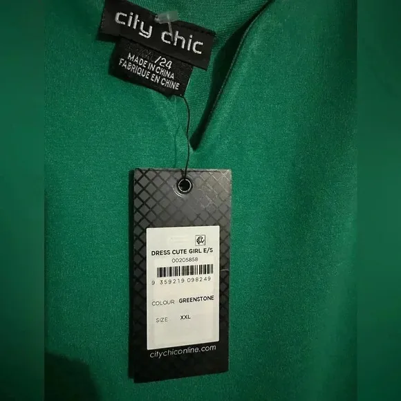 City Chic Cute Girl Elbow Sleeve Dress plus size XXL/24