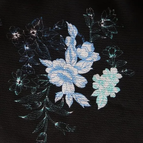 City Chic Ginza Black Blue White Floral V-neck Tie Elastic Waist 3/4 Sleeve 18