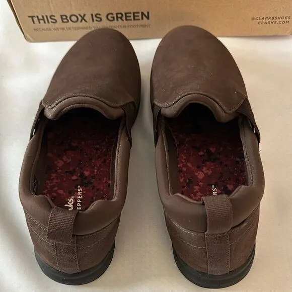 Clarks Flats Womens 9 Brown
