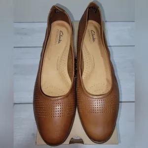 Clark's Jenette Ease Ballet Flats Leather Women's Brown Perforated Flats Size 10