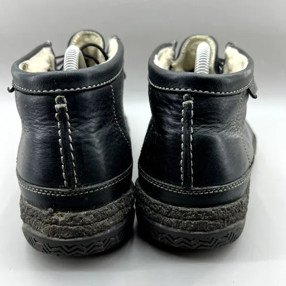 Clarks Originals Wallabee Ankle Boots Men Size 8 M Black Leather Fur Lined Shoes