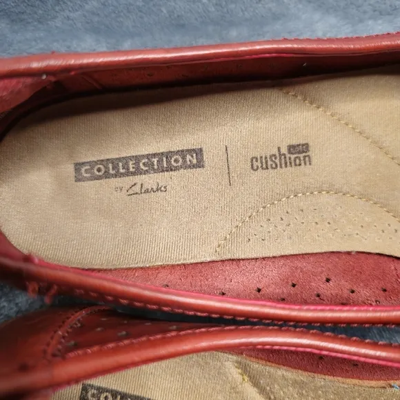 Clarks Perforated Leather Ballet Flats Gracelin Lea Red Size  8.5 M