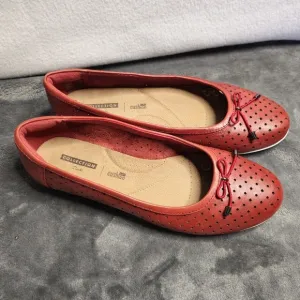 Clarks Perforated Leather Ballet Flats Gracelin Lea Red Size  8.5 M