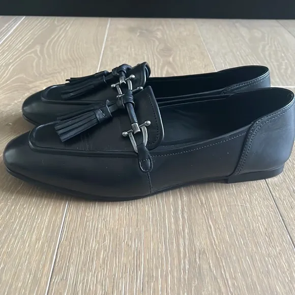 Clark’s Pure 2 Tassel Loafer Black Leather size 8.5