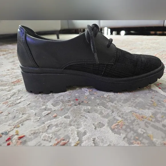 Clarks Women's Calla Ruby Black Interest 7 NWT