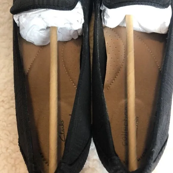 CLARKS SARA POPPY WOMENS SLIP ON SMOKING LOAFERS BLACK PLAID SIZE 6.5