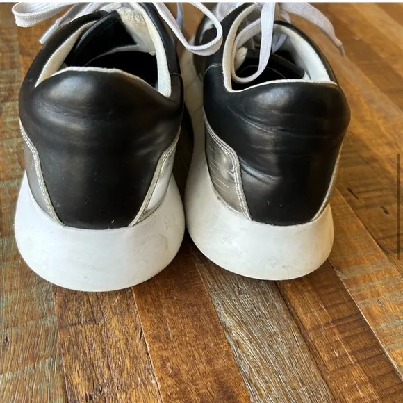 CLERGERIE Paris Affinite Sneakers in Black &amp; Silver, size 6.5