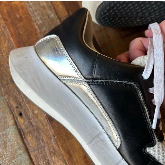 CLERGERIE Paris Affinite Sneakers in Black &amp; Silver, size 6.5