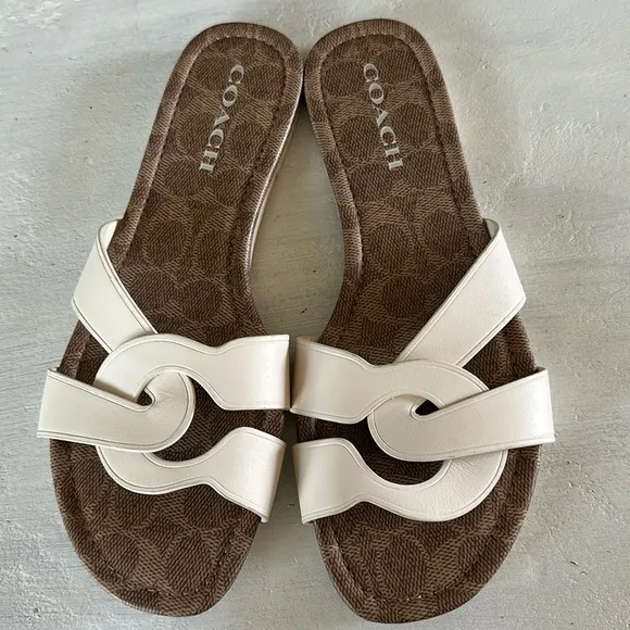 COACH Essie Slip-on Sandals Leather in White Signature Footbed Size 8.5 Slides