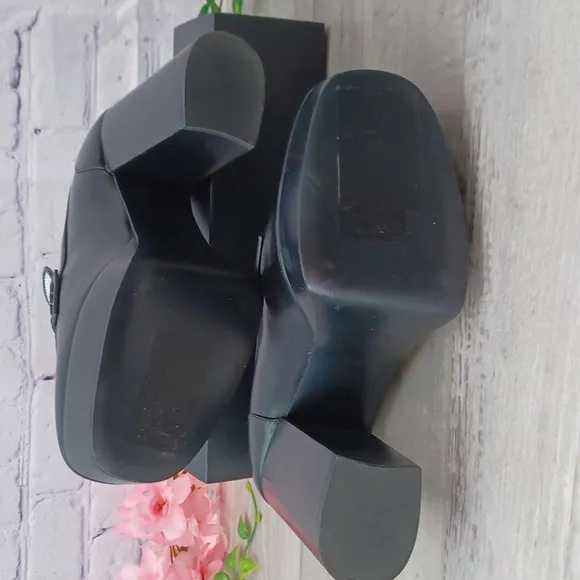 Coach Ilyse Platform Loafers NWOT