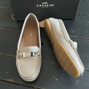 COACH Olive Pebble Grain Leather Loafer - Grey Birch