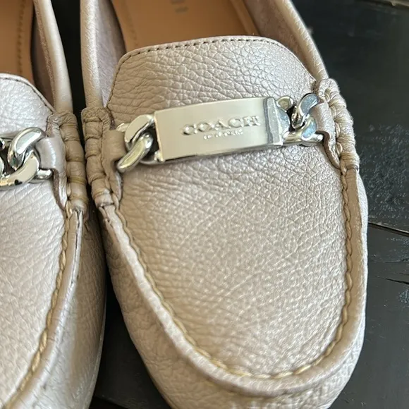 COACH Olive Pebble Grain Leather Loafer - Grey Birch