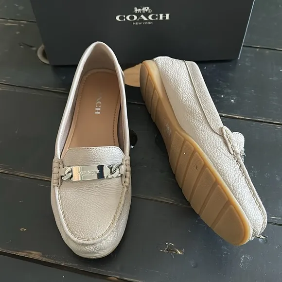 COACH Olive Pebble Grain Leather Loafer - Grey Birch