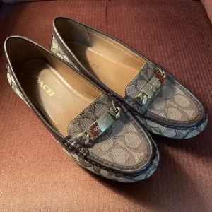 Coach Signature C Logo Loafers Brown Flats Slip-On Women’s Size 7.5