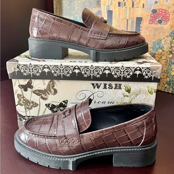 COACH Women’s Chocolate Brown Crocodile Embossed Leather Slip-On Loafers
