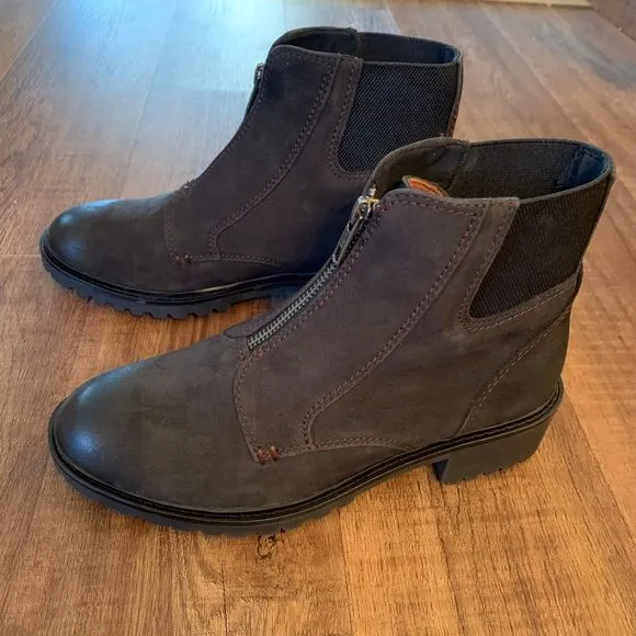 Cobb Hill Women's Nubuck Leather Center Zip Ankle Waterproof Boots Size 6