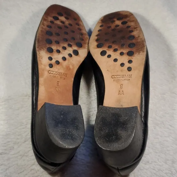 COLE HAAN Black Italian Leather Heeled Loafers size 8 AA EUC