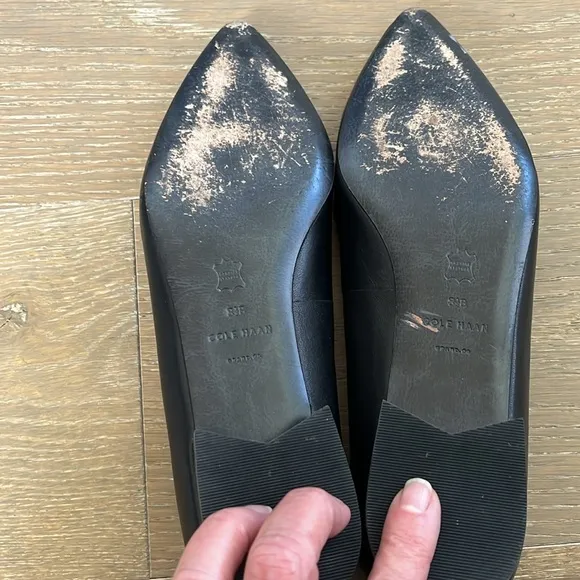Cole Haan Black Leather Pointed Toe Loafers size 8.5
