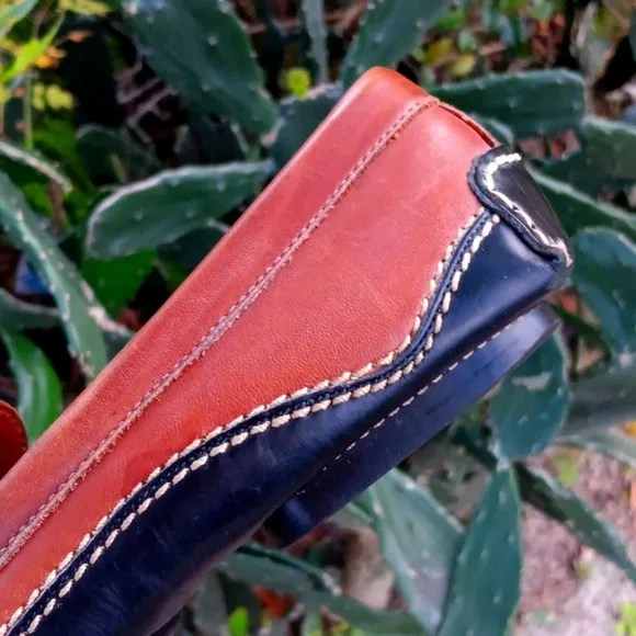 COLE HAAN COUNTRY LADIES LUXURY LEATHER LOAFERS