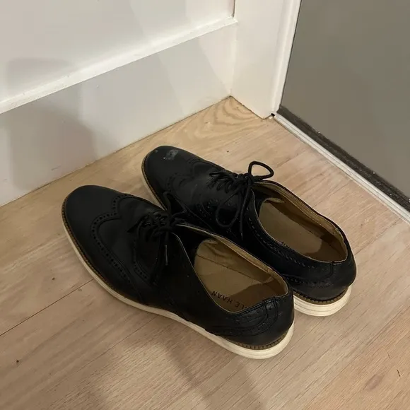 Cole Haan Grand OS Black leather loafers Men 10.5Condition 8/10 with paints
