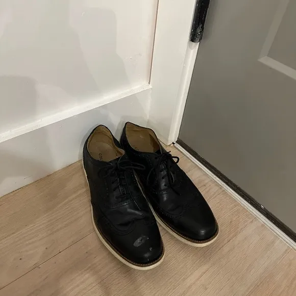 Cole Haan Grand OS Black leather loafers Men 10.5Condition 8/10 with paints