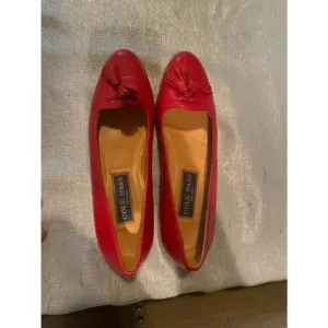 Cole Haan vintage red tasseled flats size 7.5AA