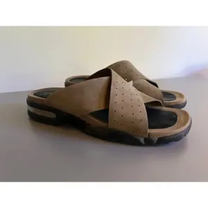 Cole Haan/Nike Air mens leather slides 11 sandel vacation resort beach