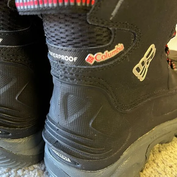 Columbia 200 Gram Boots Womens 9.5 Black TechLite Omni Grip Waterproof Omni Heat