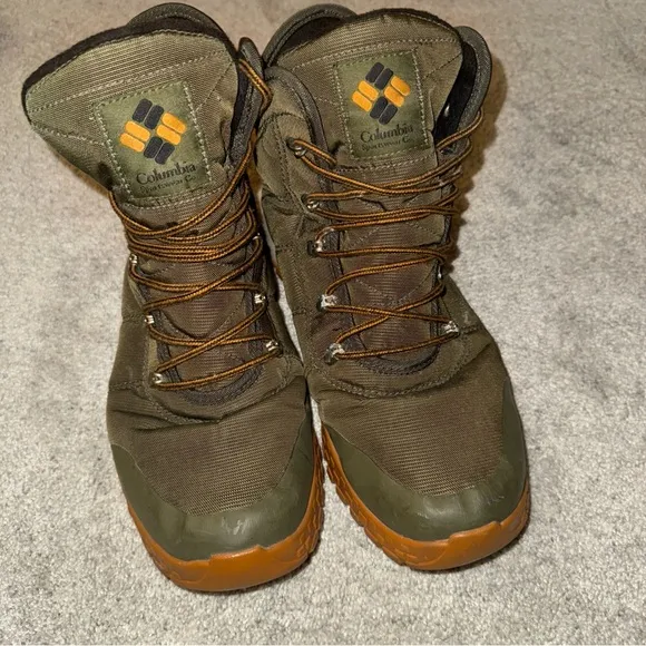 Columbia Fairbanks Omni-Heat Waterproof Boots 11.5 Nori/Canyon Gold 2806-384