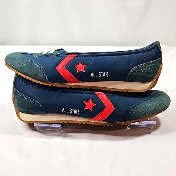 Converse All Star Chuck Taylor Womens Slip on Canvas Sneakers Size 9