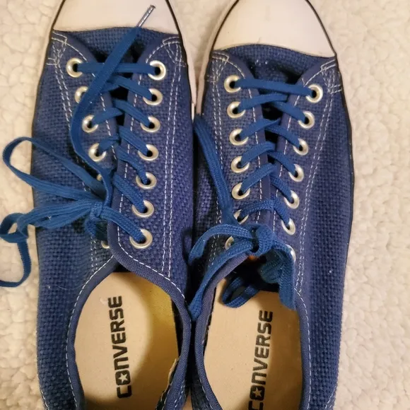 Converse All stars sneakers. Blue mesh. Men's 9 women's 11.  In good condition