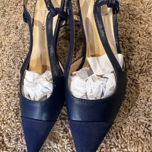 C.Paravano Women's Flats | Pointed Toe Sandals | Slingback Blue New.  US 6