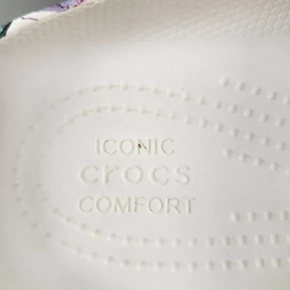 Crocs Classic Comfort Summer Crush Butterfly Platform Slide Sandals in Multi 9