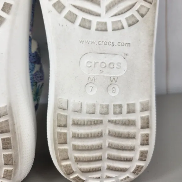 Crocs Classic Comfort Summer Crush Butterfly Platform Slide Sandals in Multi 9