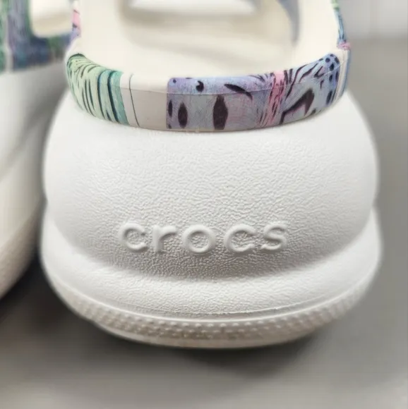 Crocs Classic Comfort Summer Crush Butterfly Platform Slide Sandals in Multi 9