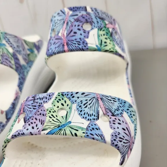 Crocs Classic Comfort Summer Crush Butterfly Platform Slide Sandals in Multi 9