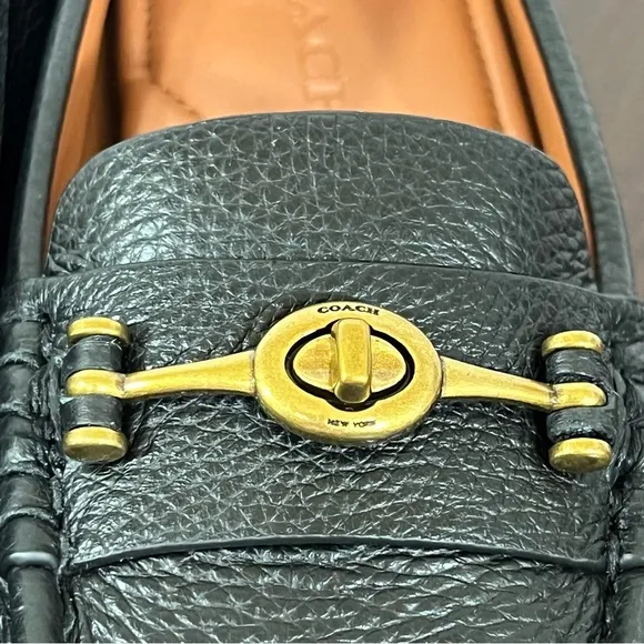 CROSBY DRIVER Black Grainy Leather Loafers Classic &amp; Comfortable size 7 NIB