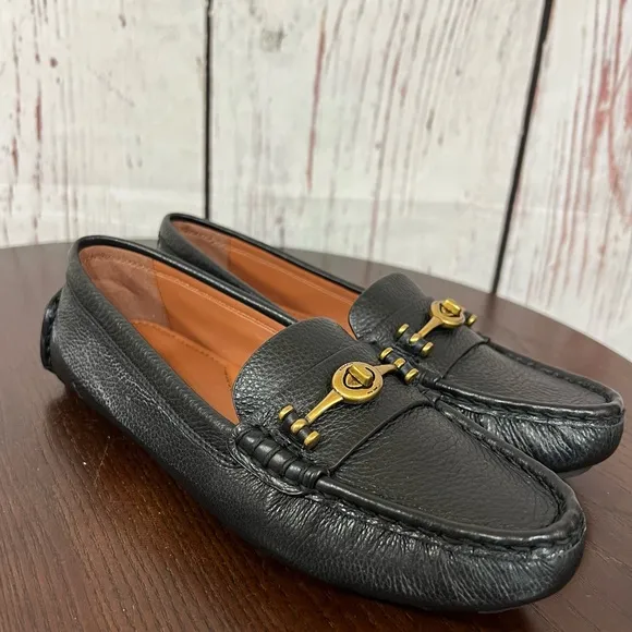 CROSBY DRIVER Black Grainy Leather Loafers Classic &amp; Comfortable size 7 NIB