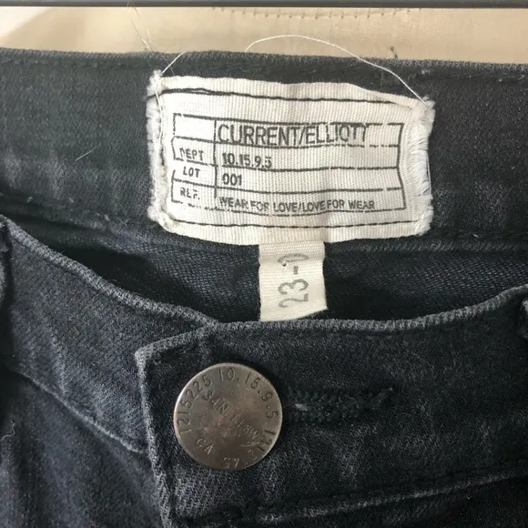 Current/Elliott The Fling Black Tattered Distressed Slim Boyfriend Jeans EUC 23