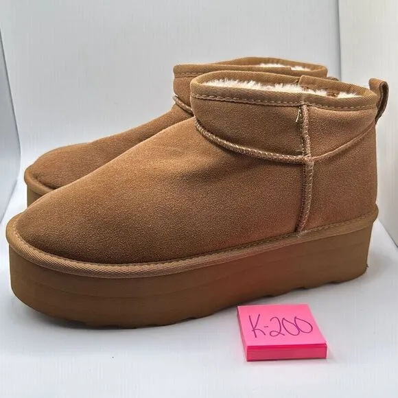CUSHIONAIRE Women's Genuine Suede pull on platform boot  Memory Foam 9 CHESTNUT