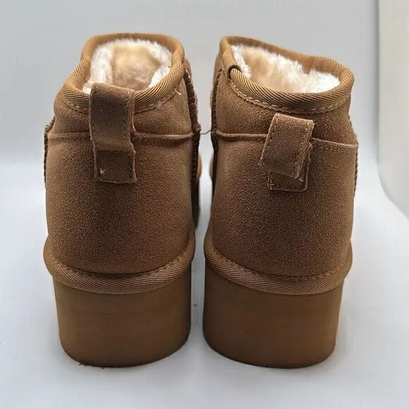 CUSHIONAIRE Women's Genuine Suede pull on platform boot  Memory Foam 9 CHESTNUT