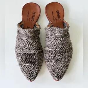 Cydwoq New Leather Knit Pointed Toe Minimalist Flats Mules Sandals Size 39.5