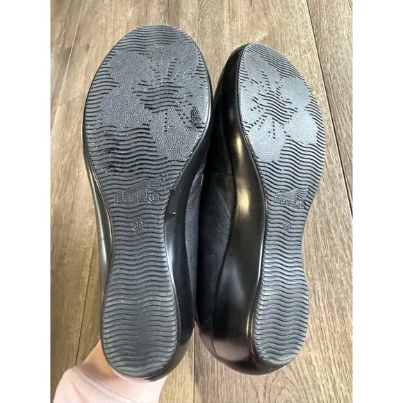 Dansko Black Debra Leather Slip On Loafers Size 39/ US 8.5-9