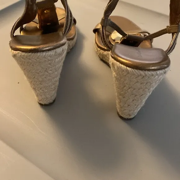 Diane von Furstenberg DVF Bronze Espadrilles Sandal Wedge Block Heel 8.5