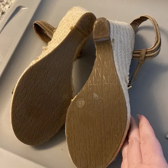 Diane von Furstenberg DVF Bronze Espadrilles Sandal Wedge Block Heel 8.5