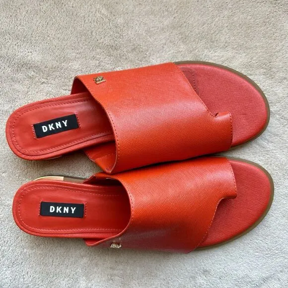 DKNY Daz Red Orange Leather Slide Sandals Women 9 M Toe Loop Casual Resort