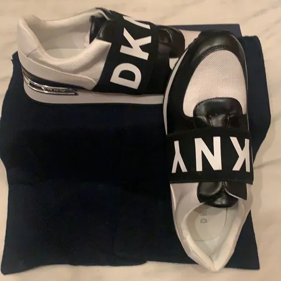 DKNY Marli Slip on Sneakers
